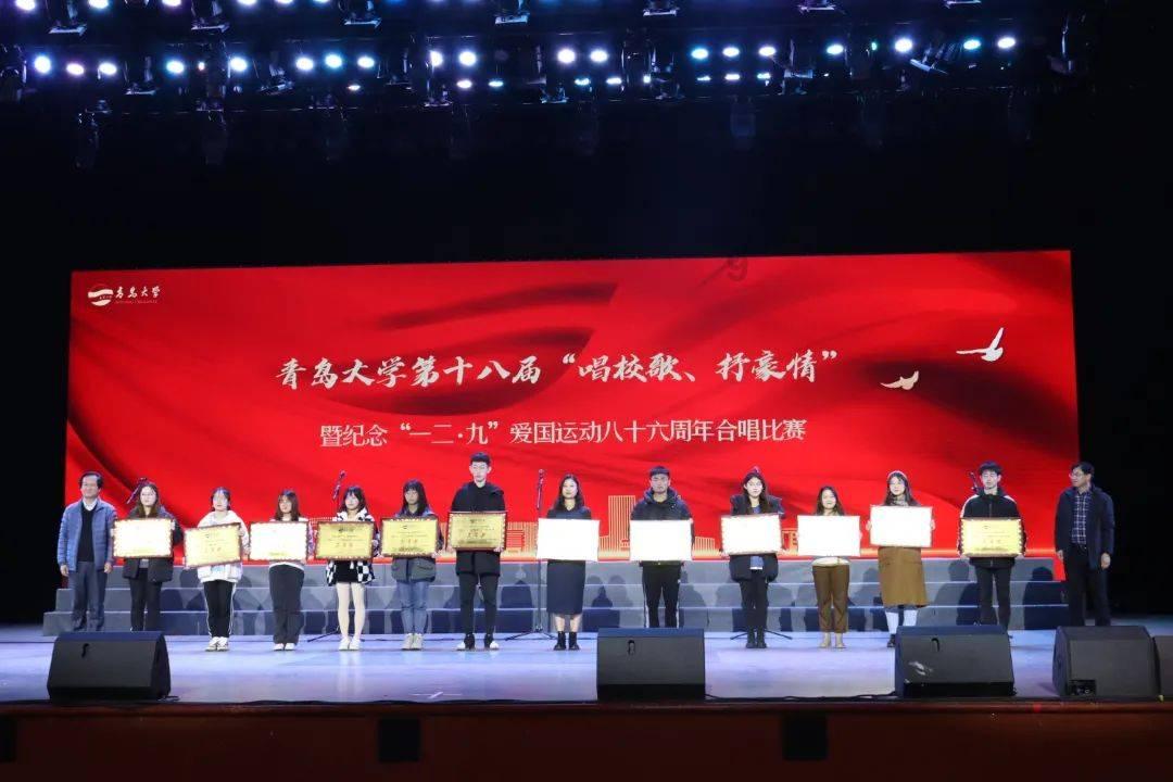 漆黑的森林逃脱