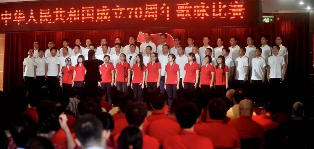 章鱼喷墨汁