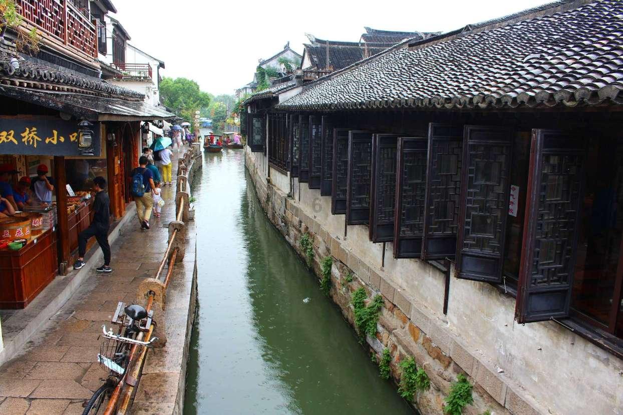 南京保卫战为什么没有打成斯大林格勒保卫战?